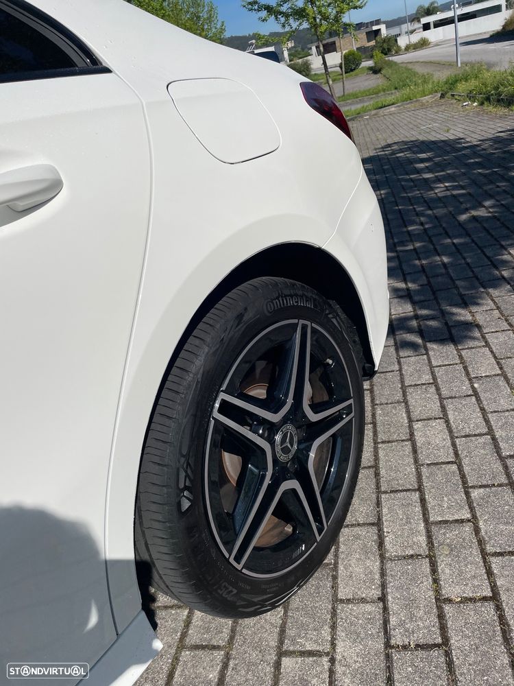 Mercedes-Benz A 250 Limousine e 8G-DCT AMG Line - 3