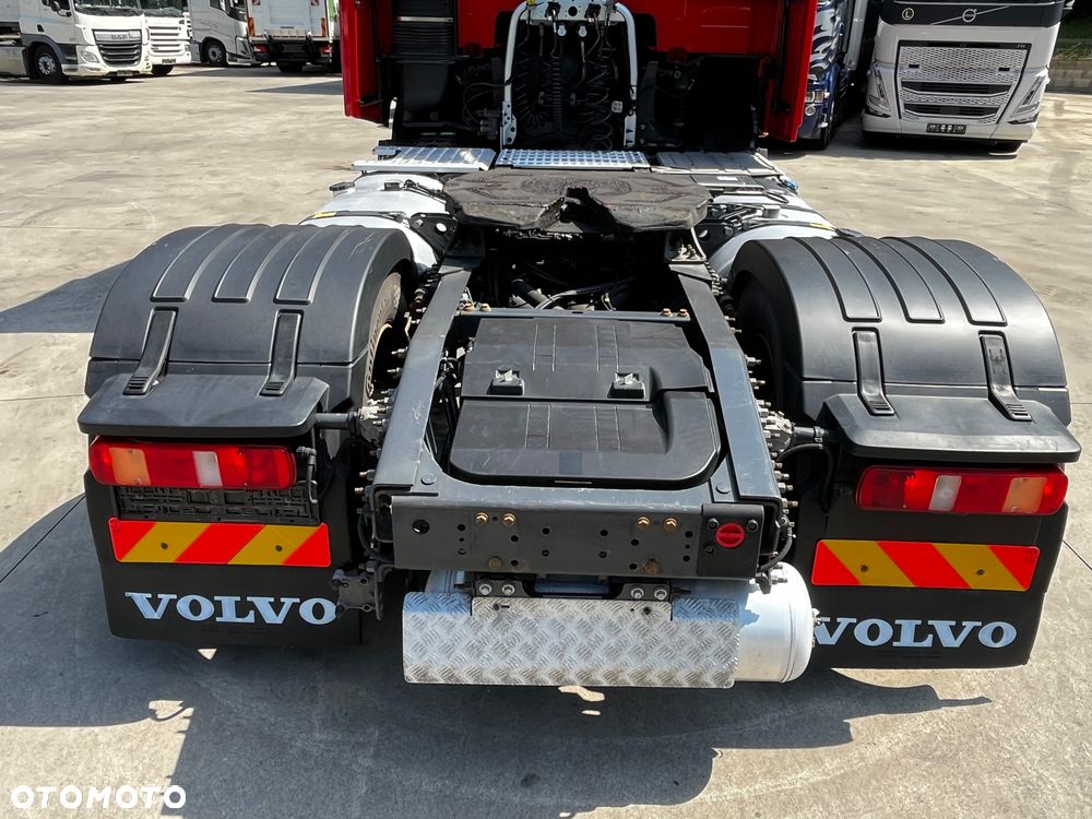 Volvo FH // Standard // 2018 Rok // Parkclima // Duże zbiorniki // Joystick // - 15