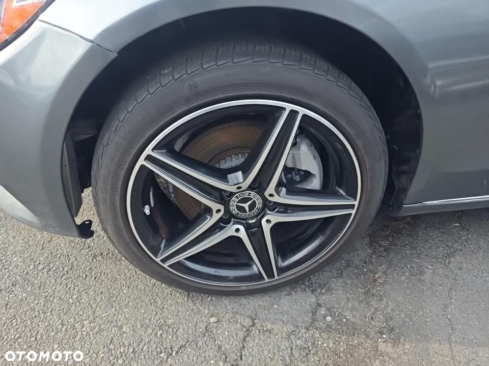 Mercedes-Benz Klasa C 300 7G-TRONIC AMG Line - 16