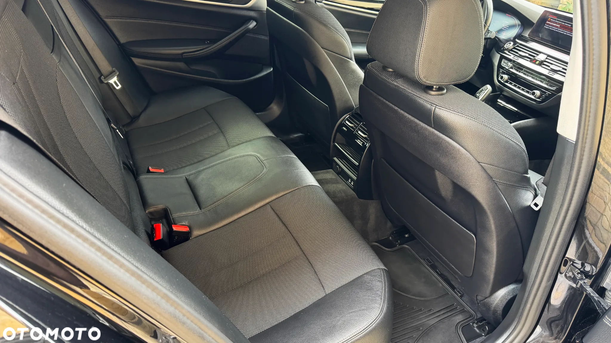 BMW Seria 5 520d Sport Line sport - 22