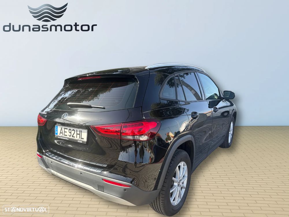 Mercedes-Benz GLA 180 d Progressive - 3