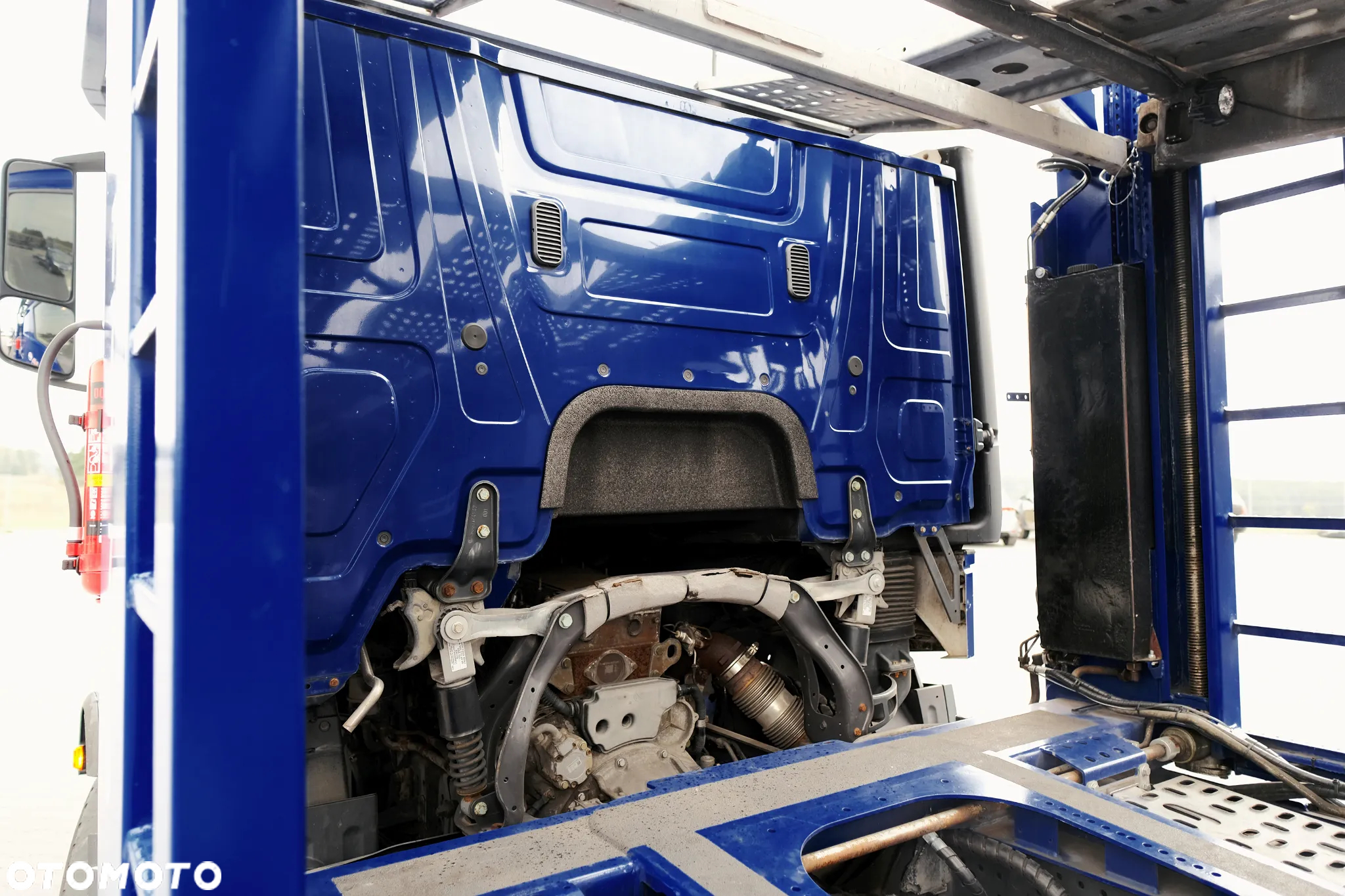 Mercedes-Benz Actros - 11