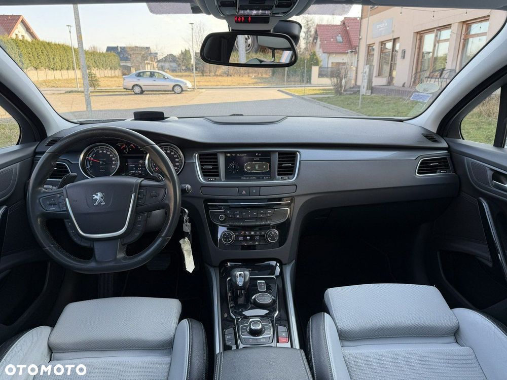 Peugeot 508 RXH 2.0 HDi HYbrid4 - 17