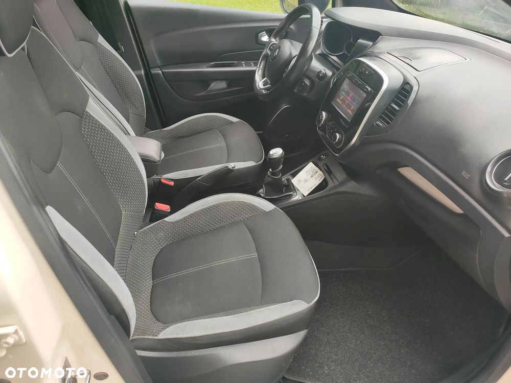 Renault Captur - 12