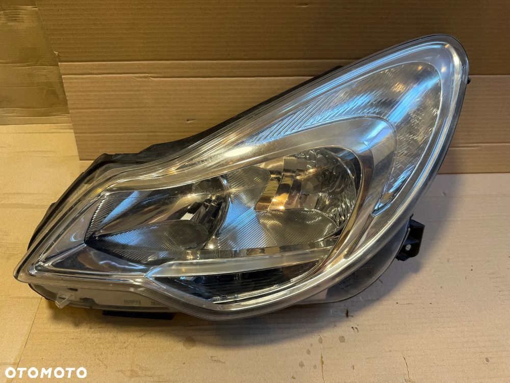 Lampa lewa Opel Corsa D lift 13392705 OE - 1