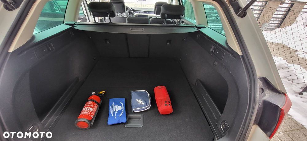 Volkswagen Passat - 9