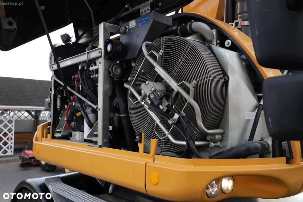 Liebherr A913 Compact Litronic - 38