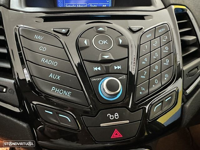 Ford Fiesta 1.0 EcoBoost S&S TITANIUM - 15