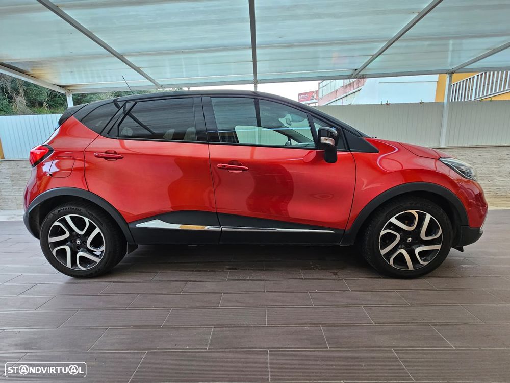 Renault Captur 1.5 dCi Helly Hansen - 19
