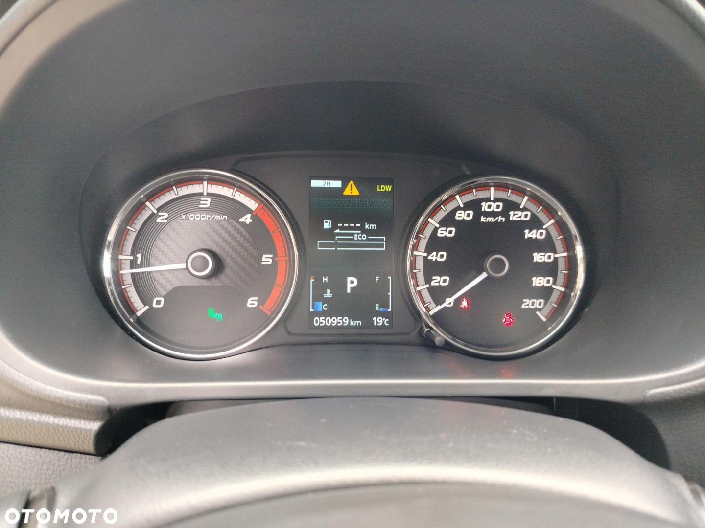 Mitsubishi L200 - 16