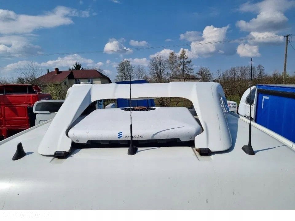 SPOJLER SPOILER OWIEWKA DACHOWA MAN TGX EURO 6 - 1