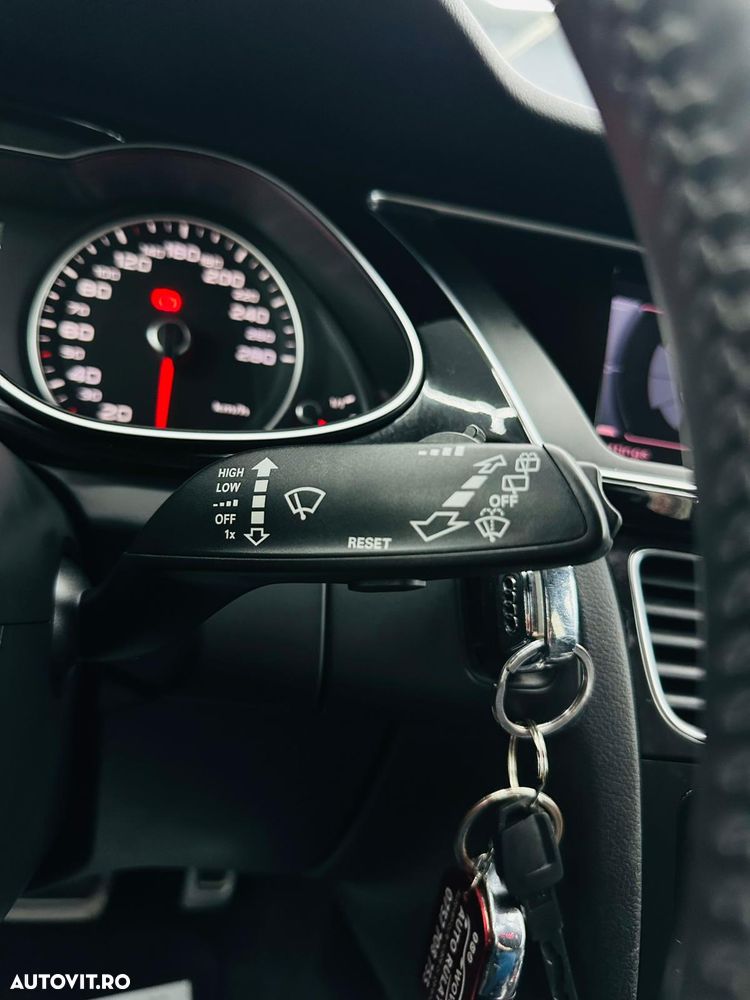 Audi A4 2.0 TDI DPF S line Sportpaket - 29