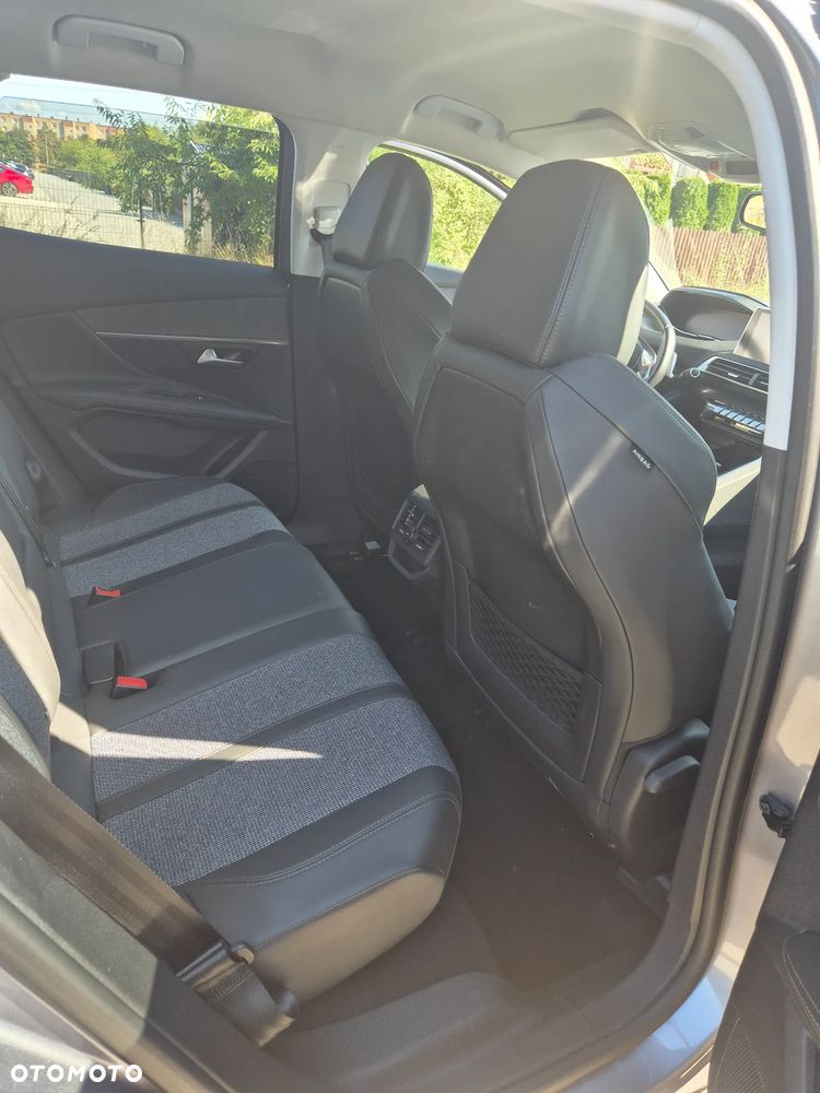 Peugeot 3008 1.5 BlueHDi Allure Pack S&S EAT8 - 5