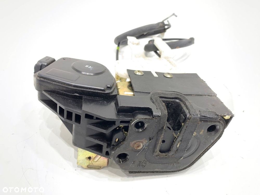 ZAMEK DRZWI PRAWY PRZÓD  HYUNDAI SANTA FÉ I (SM) 2000 - 2006 2.4 16V 4x4 107 kW [146 KM] benzyna - 1