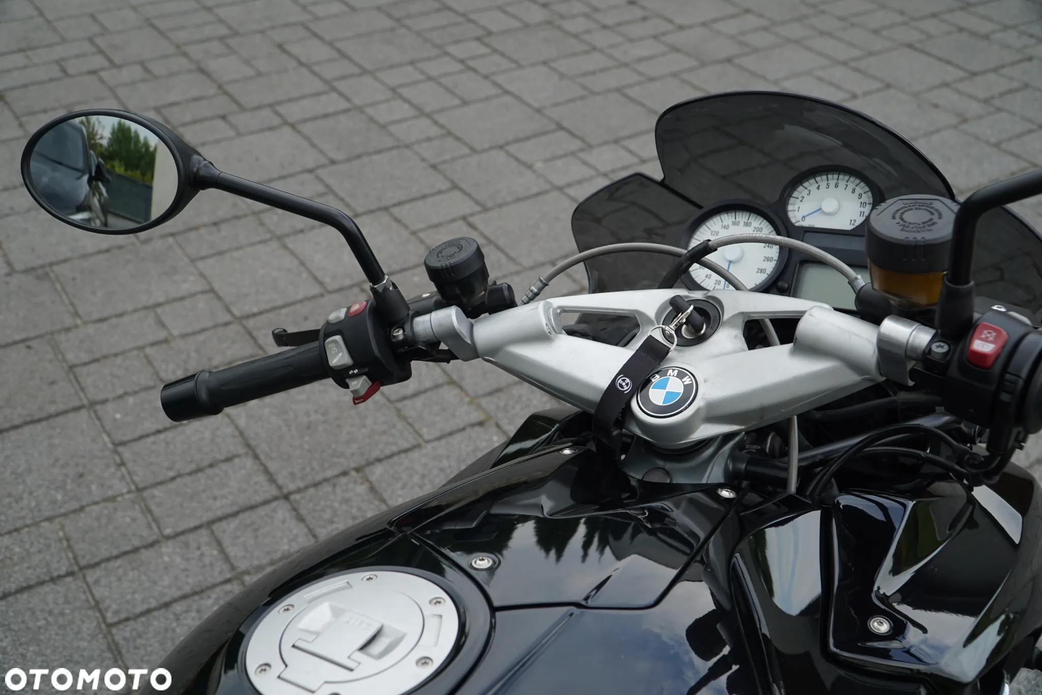 BMW K - 19