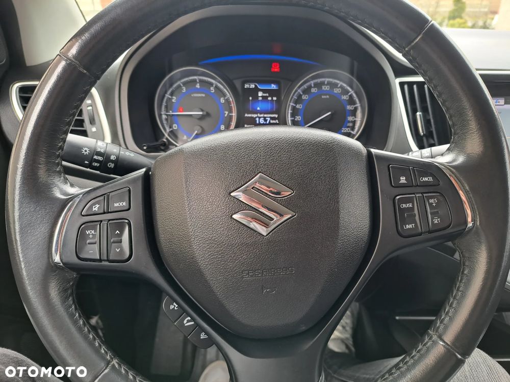 Suzuki Baleno 1.0 T Premium Plus - 8