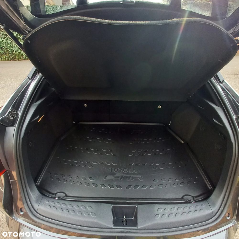 Toyota C-HR - 7