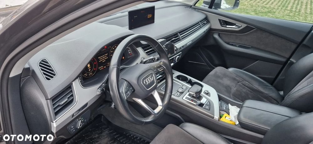 Audi Q7 - 5
