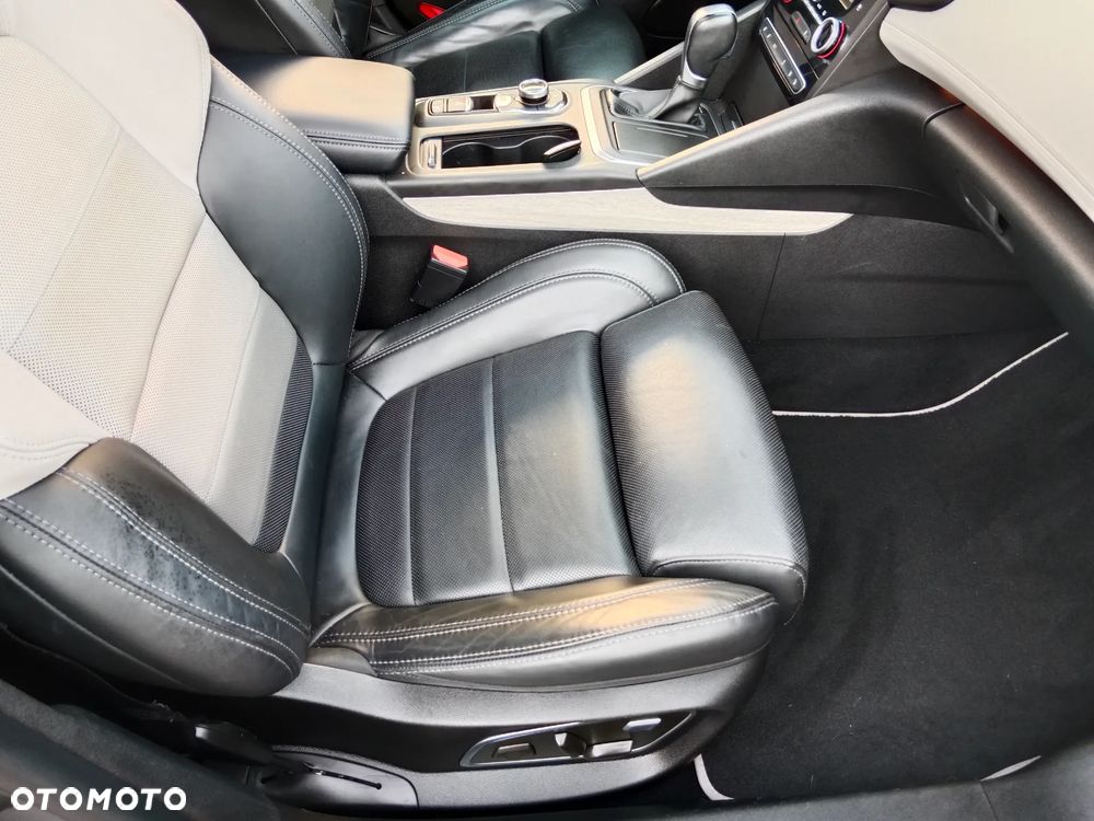Renault Talisman 1.6 Energy TCe Initiale Paris EDC - 25