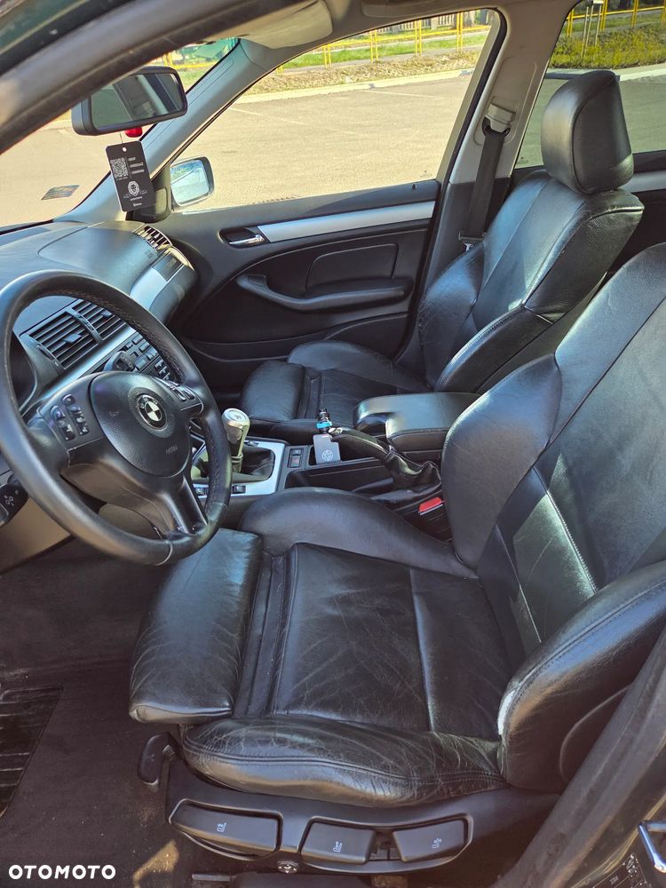 BMW Seria 3 330d - 19