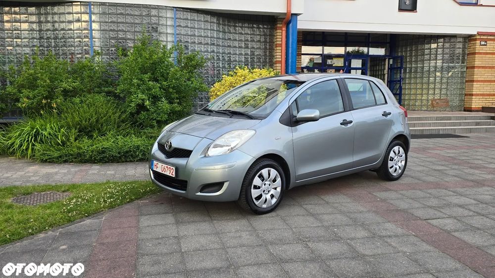 Toyota Yaris - 36