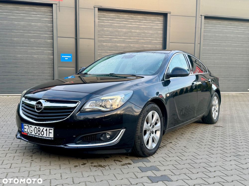 Opel Insignia - 1