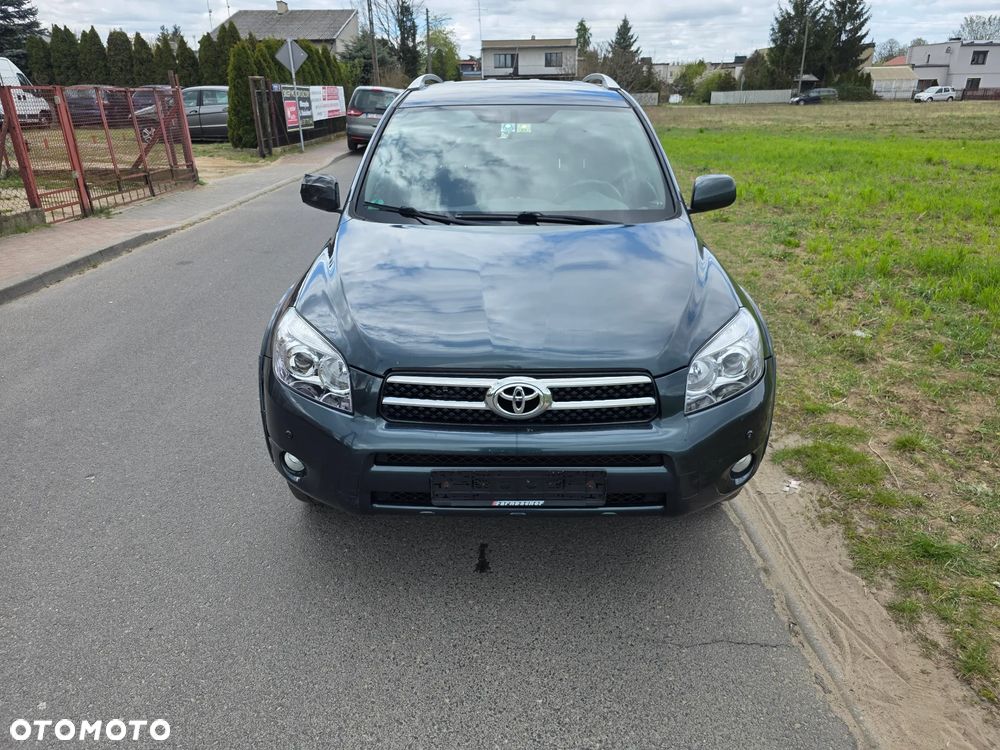 Toyota RAV4 2.2 D-CAT 4x4 Executive - 1