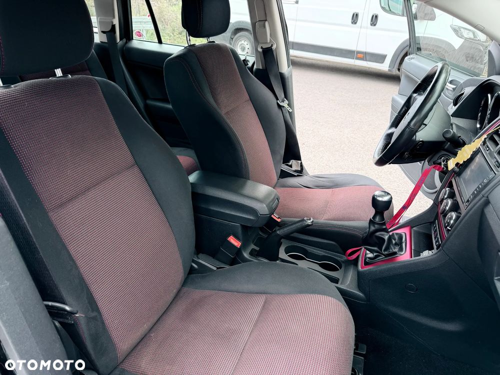 Dodge Caliber 2.0 SXT - 16