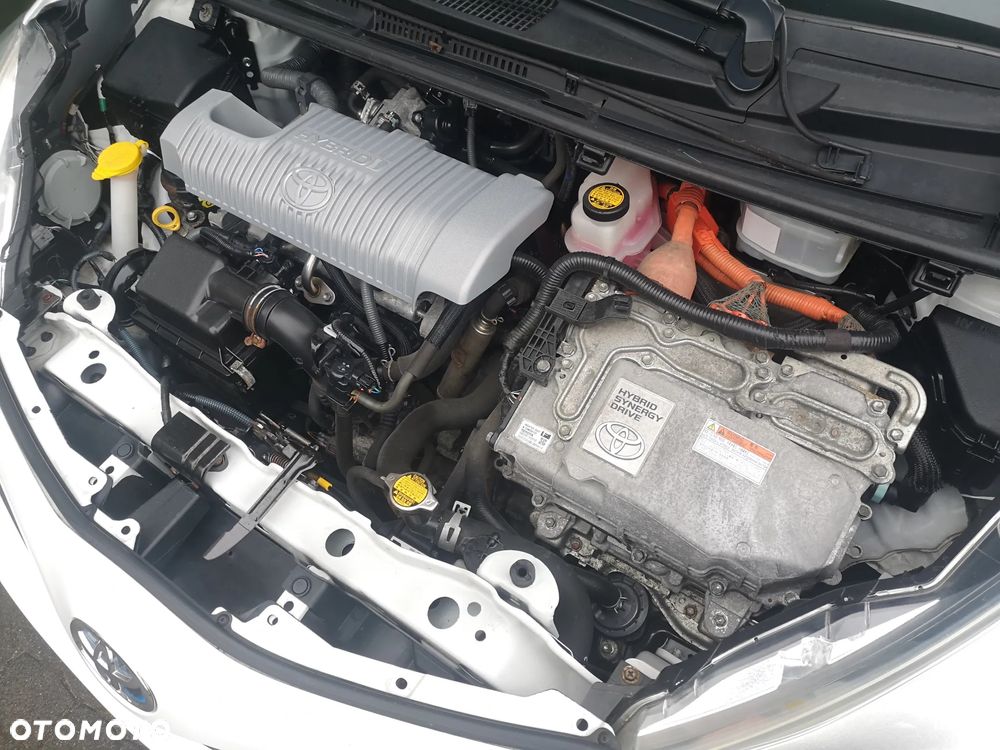 Toyota Yaris 1.5 VVT-i Style - 32