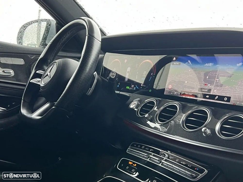 Mercedes-Benz E 300 de AMG Line - 12