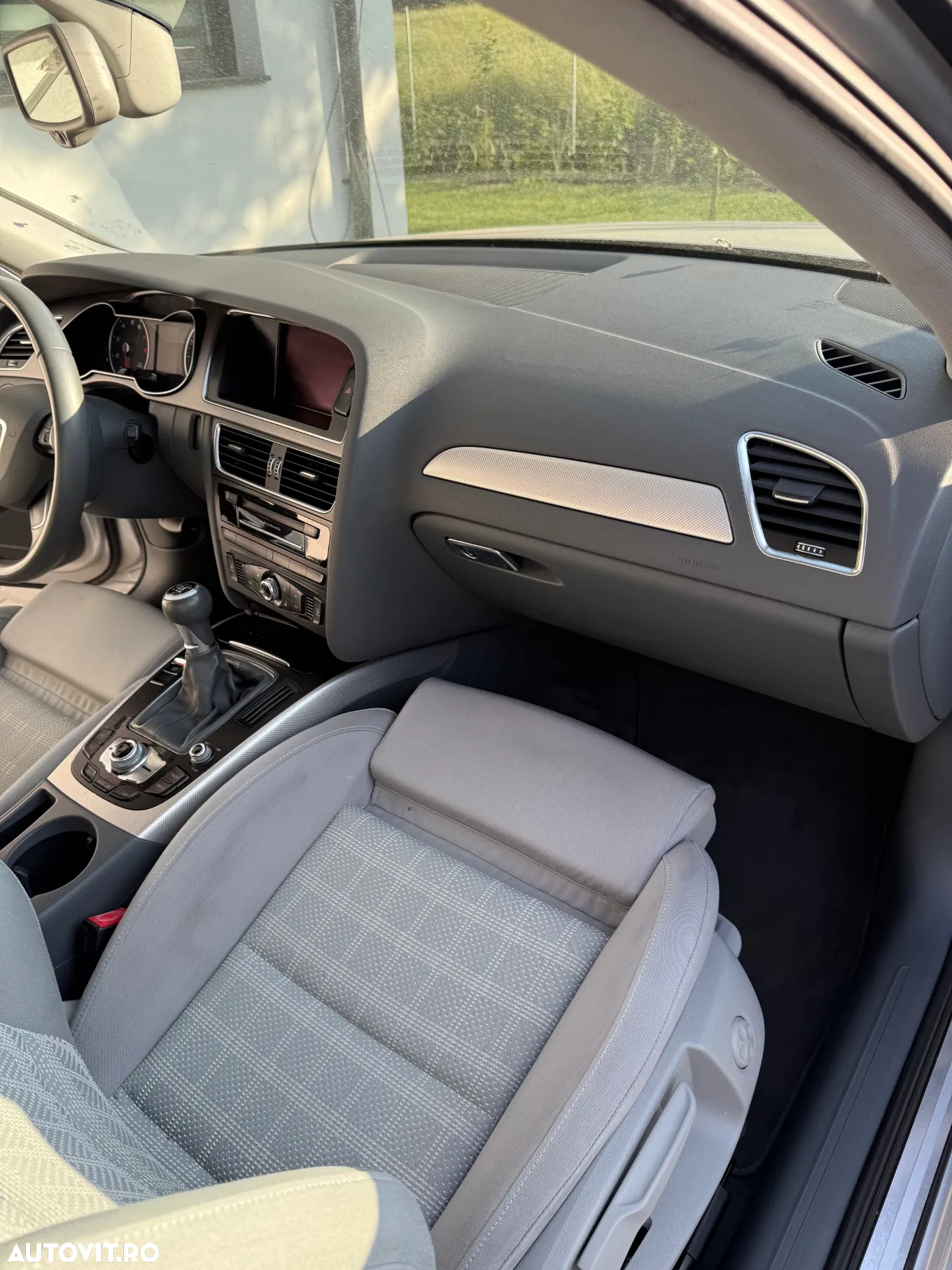 Audi A4 Avant 1.8 TFSI Ambiente - 24