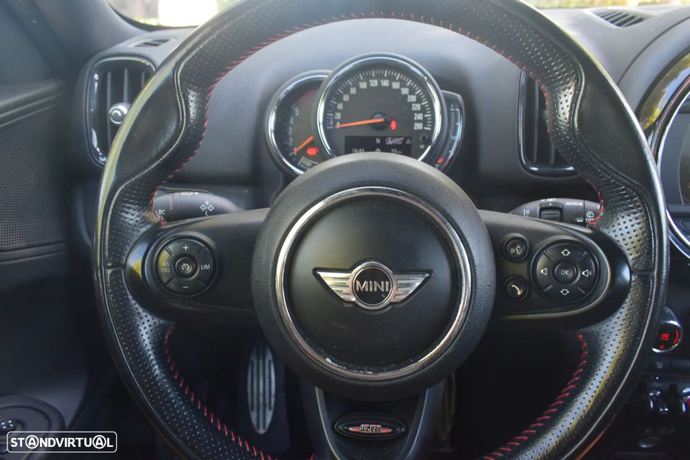 MINI Countryman One D - 11