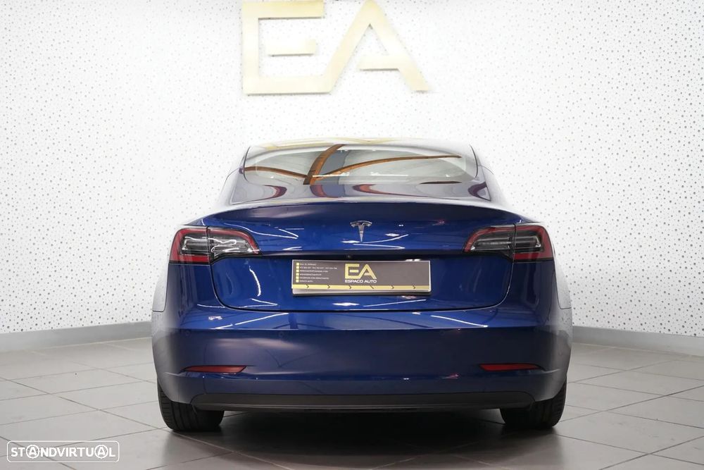 Tesla Model 3 Standard Range Plus RWD - 4