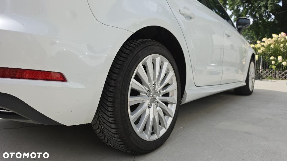 Audi A3 Sportback 1.4 TFSI e-tron - 11
