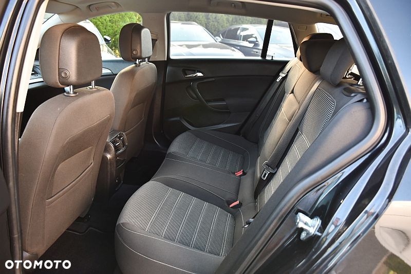 Opel Insignia 1.4 T Cosmo S&S - 21