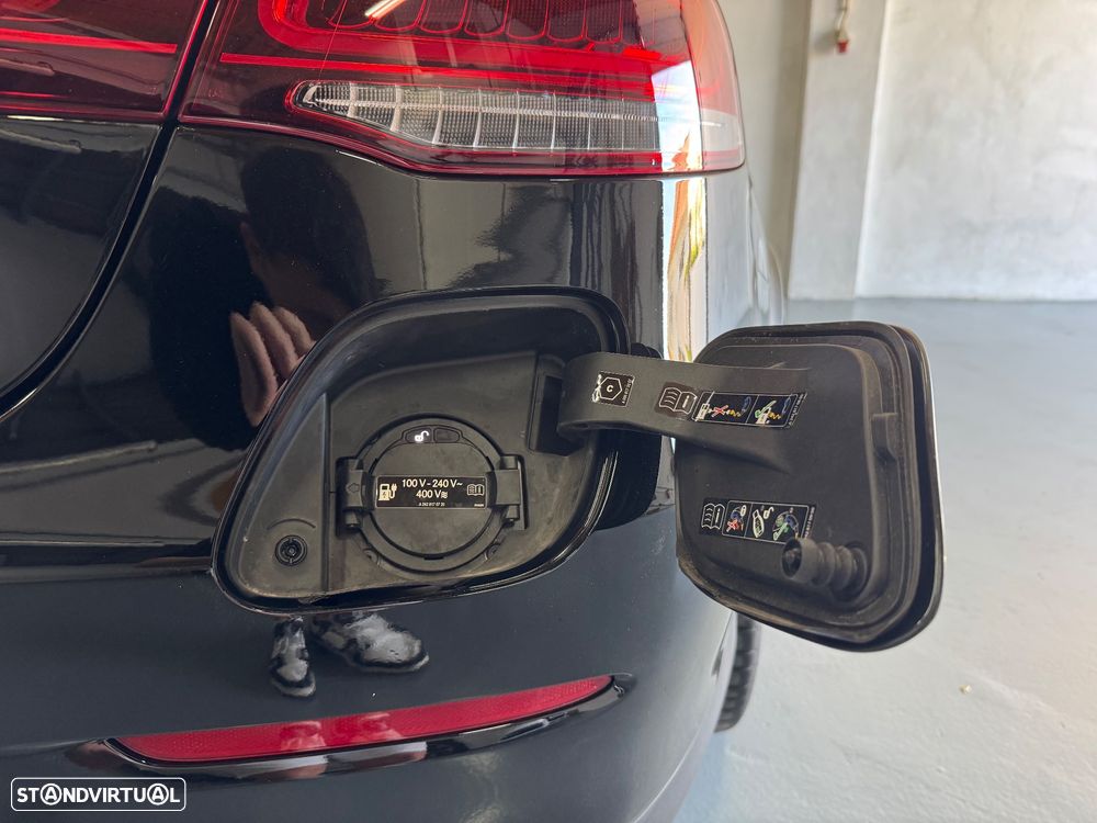 Mercedes-Benz GLC 300 de Coupe 4Matic 9G-TRONIC AMG Line - 13