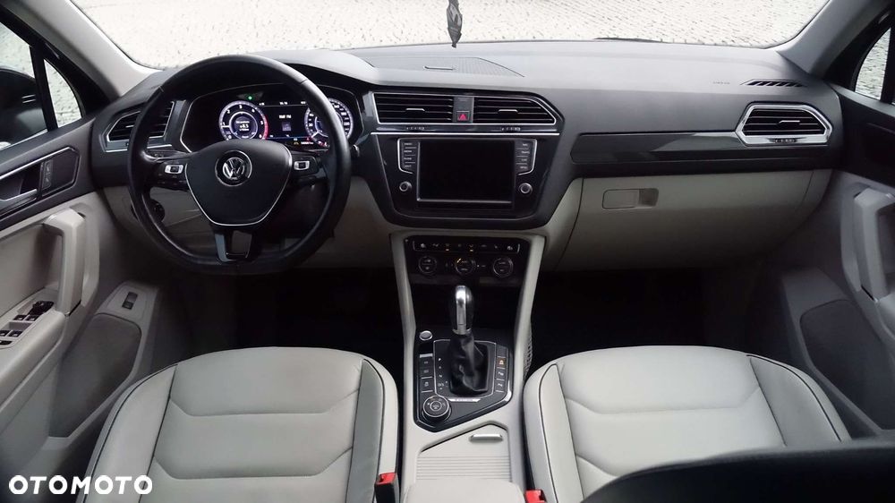 Volkswagen Tiguan - 5