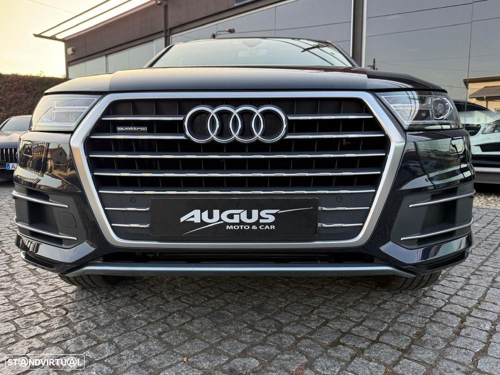 Audi Q7 3.0 TDI quattro tiptronic 7L - 8