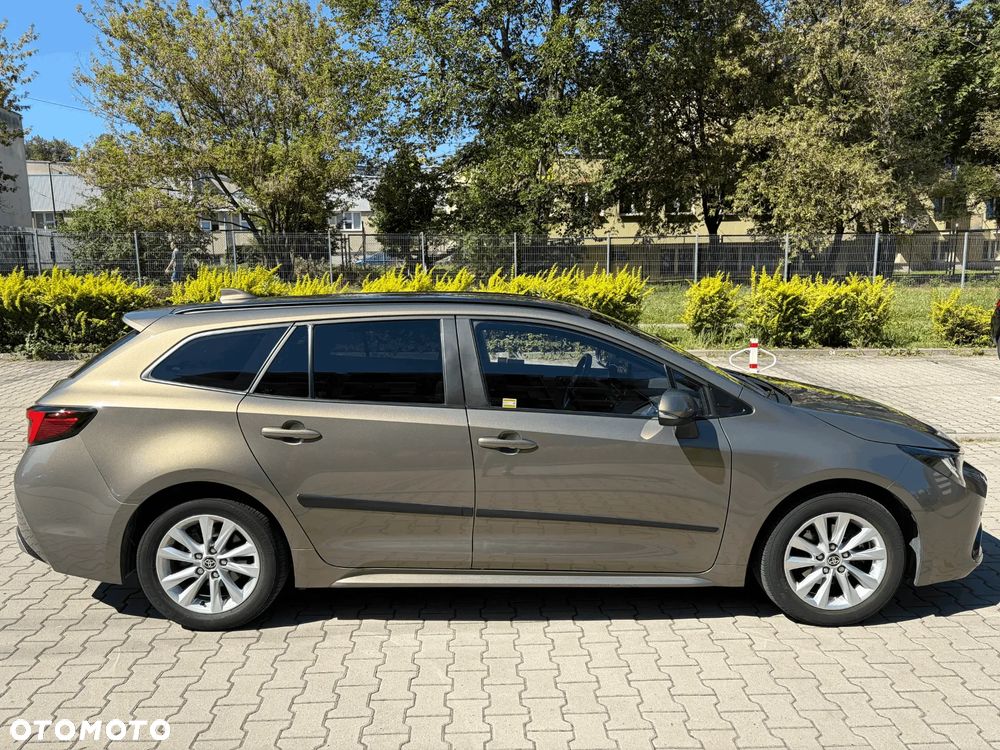 Toyota Corolla - 3