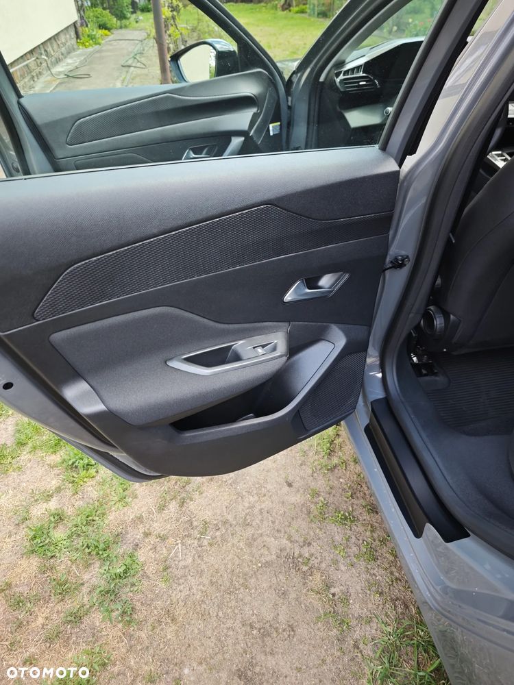 Peugeot 308 1.5 BlueHDi Active Pack S&S EAT8 - 6
