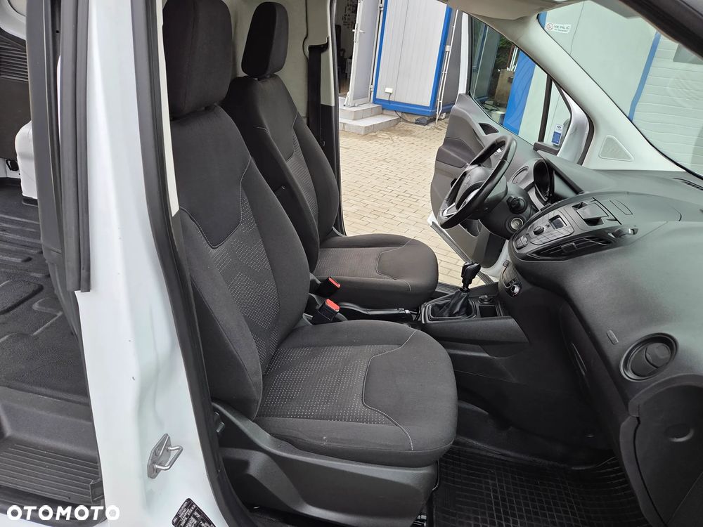 Ford Transit Courier Trend - 21