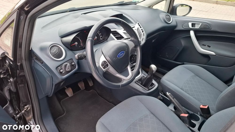 Ford Fiesta 1.25 Gold X - 8