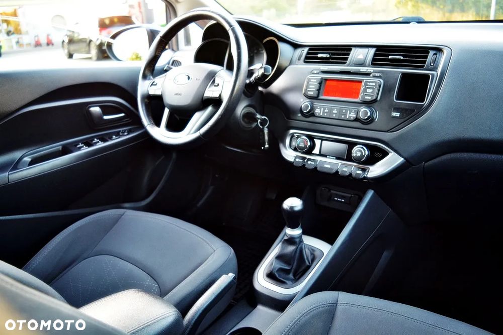 Kia Rio 1.2 Edition 7 - 10