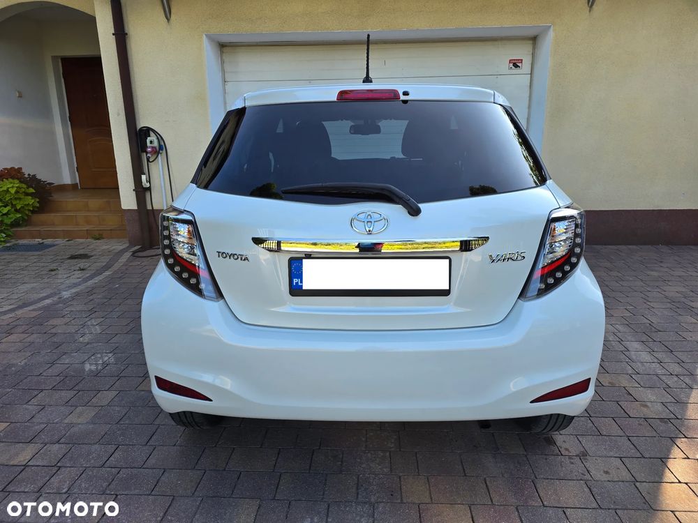 Toyota Yaris 1.0 Premium - 18