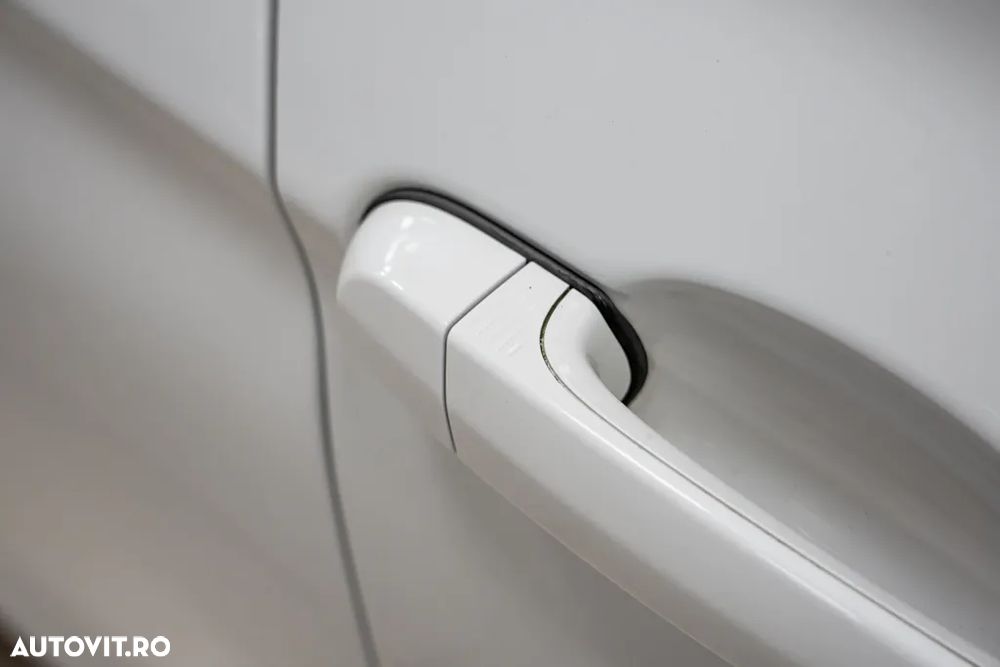 BMW Seria 3 - 19