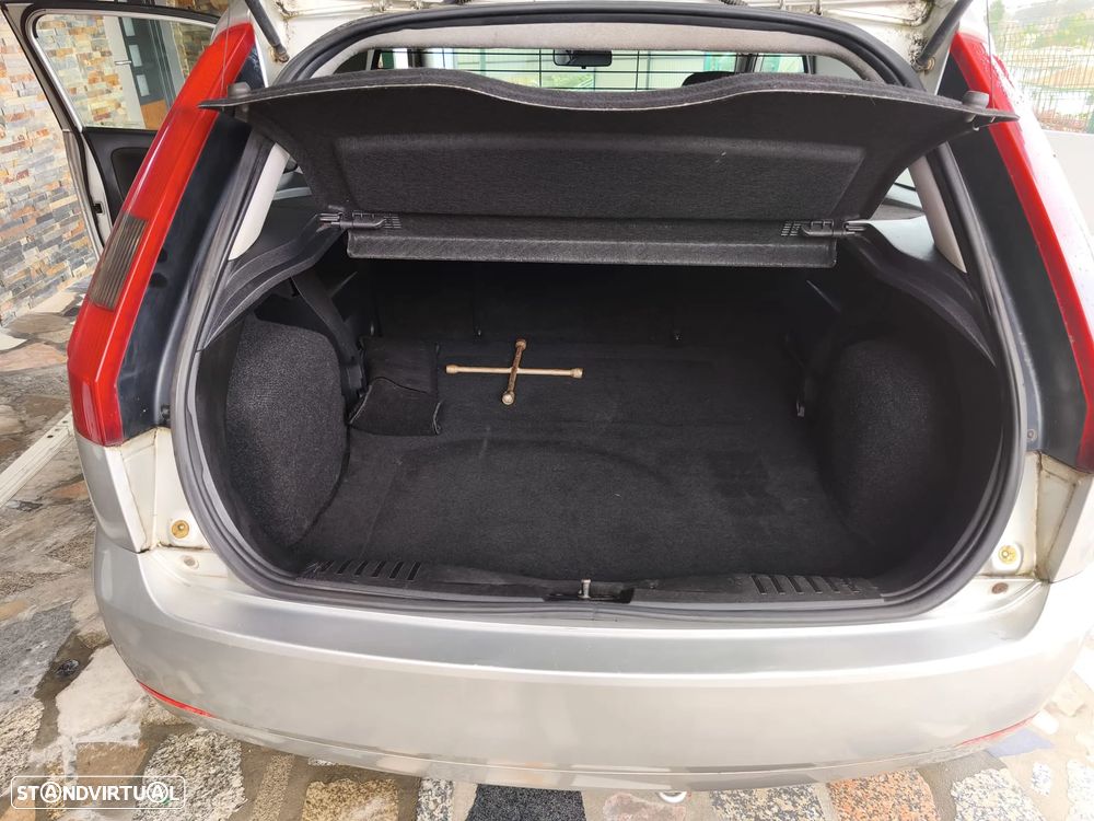 Ford Fiesta - 4