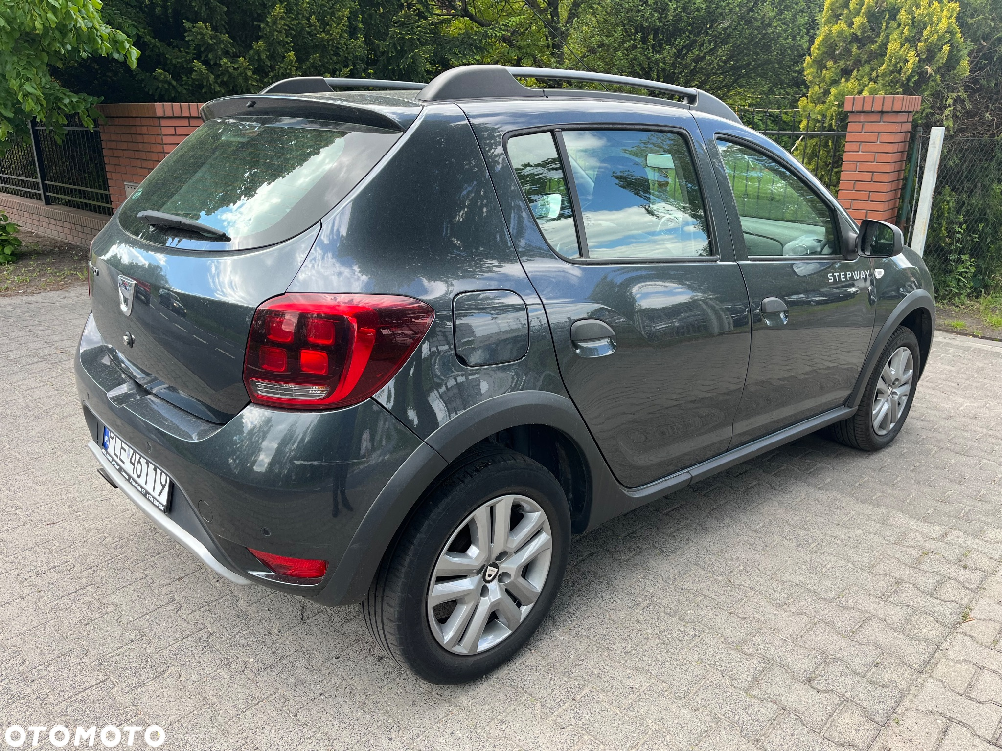 Dacia Sandero 0.9 TCe Laureate - 4