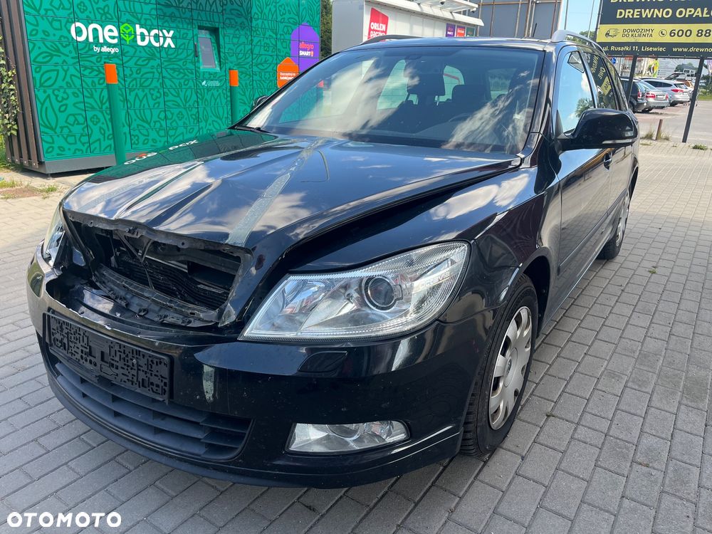 Skoda Octavia 1.8 TSI Ambiente - 12