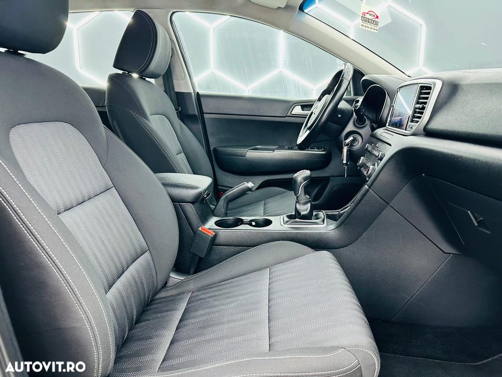 Kia Sportage 1.6 GDI 2WD DREAM-TEAM EDITION - 18