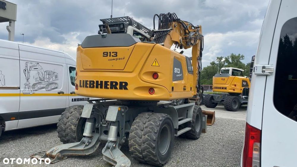 Liebherr A 913 Compact - 7